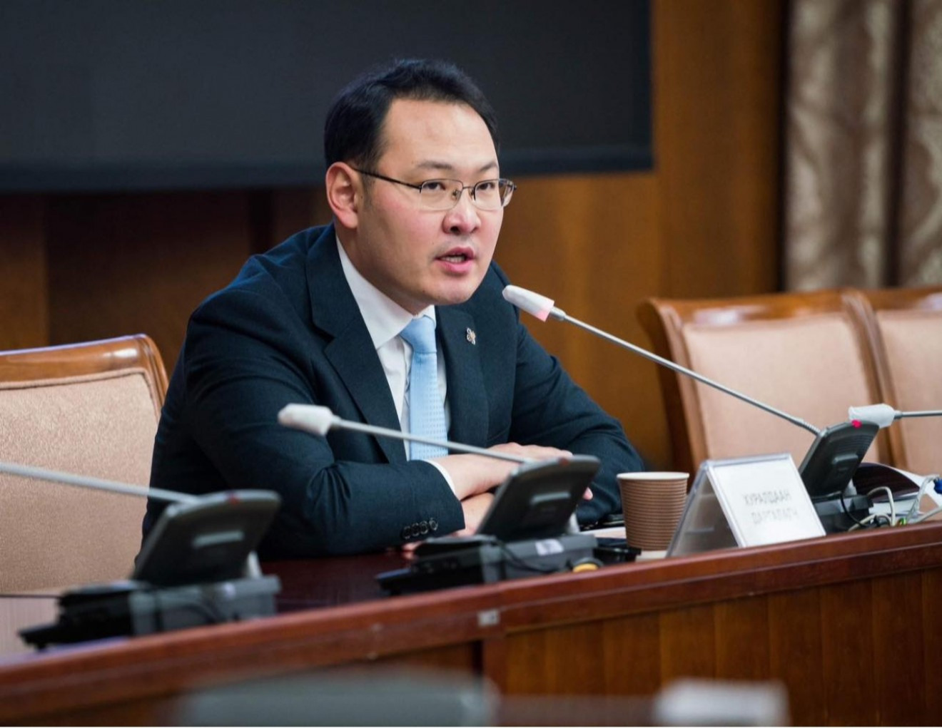 Э.Батшугар: Эмийн худалдан авалтыг нэг цонхоор хийж, эмийн өртгийг бууруулах зохицуулалт хийнэ